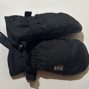 REI Black Kids Mittens